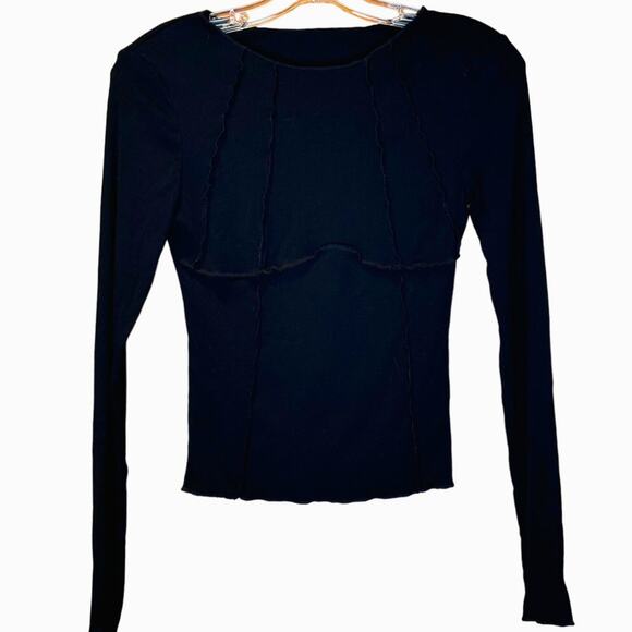 Women's Form Fitting Stretchy Wide Neck LS Black Top W/Seam Designs, Small, EUC - Picture 2 of 3